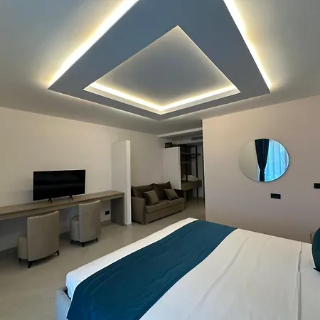 6 Marsi 4* Голем