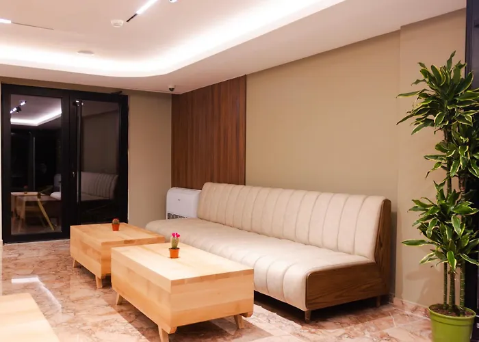 Hotel 6 Marsi