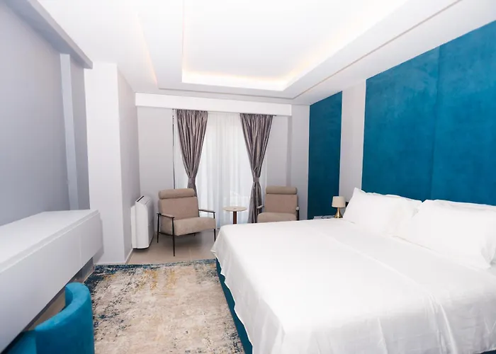 6 Marsi Golem (Tirana)