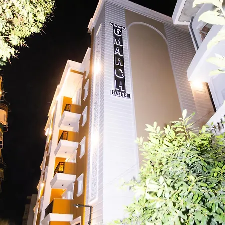 6 Marsi Hotel