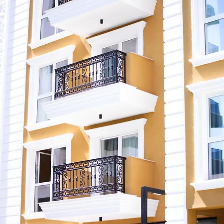 6 Marsi Golem (Tirana)