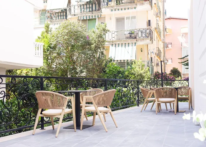 Hotel 6 Marsi Golem (Tirana)