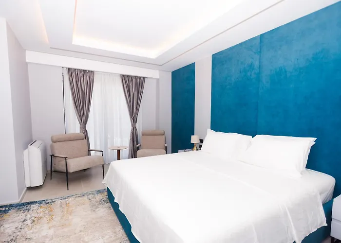 6 Marsi Hotel Golem (Tirana)